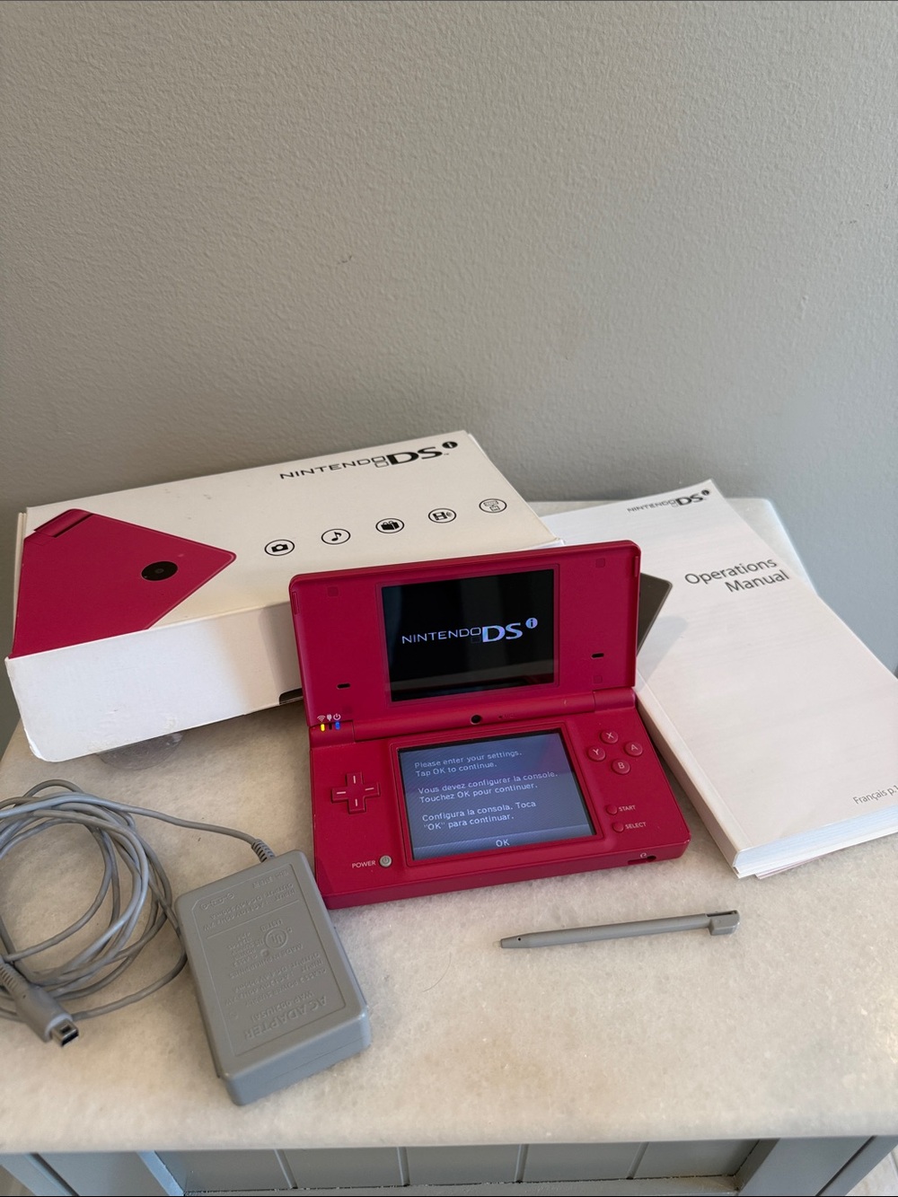 Nintendo DSi Game Console with Box/Instructions